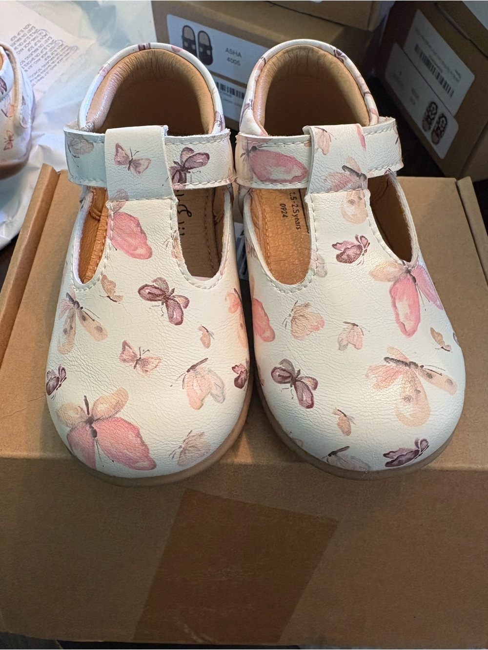 Toddler White Butterfly T-Strap Dress Shoes